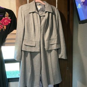 Talberts size 4 2 piece suit